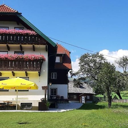 Bed and Breakfast Fruhstuckspension Bischof I D Wiesen Sankt Peter am Kammersberg Zewnętrze zdjęcie